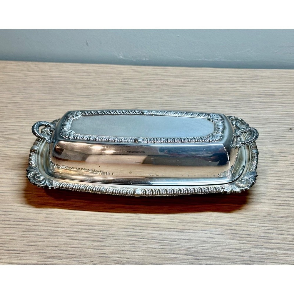 VTG Silverplated Covered Butter Dish Lidded Tray w/ Glass Insert Liner, Ornate